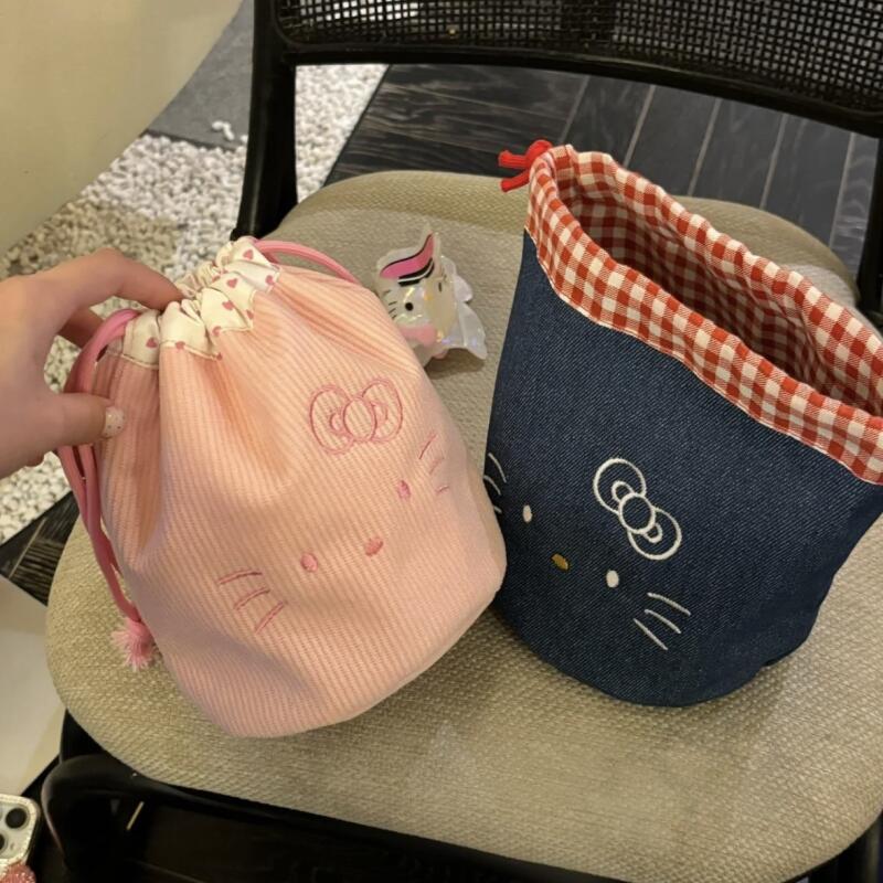 It Travel Accessories - Sanrio Hello Kitty Portable Cosmetic Pouch